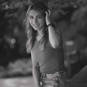 Meet your Posher, Nikole